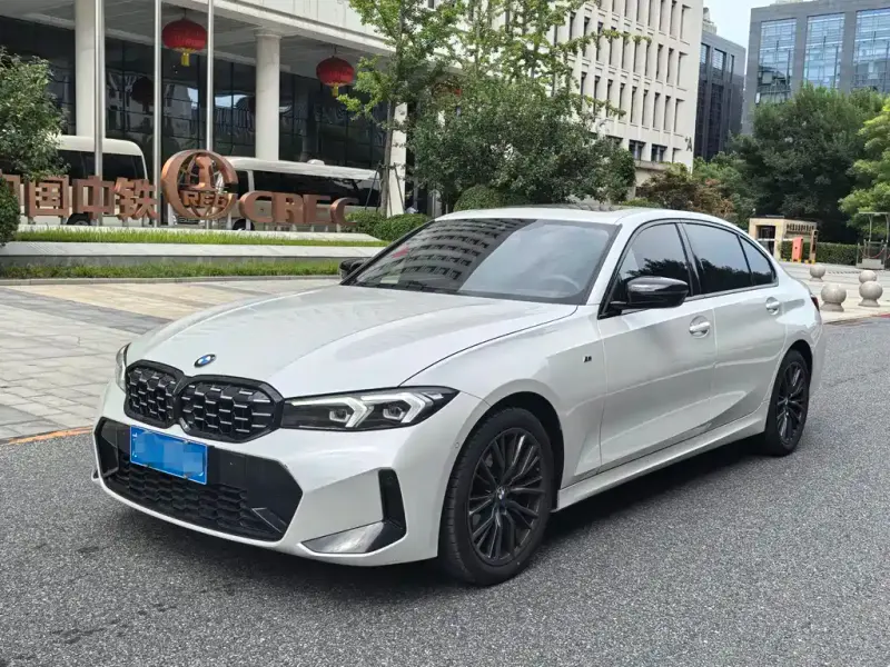 BMW 3 Series, 2023