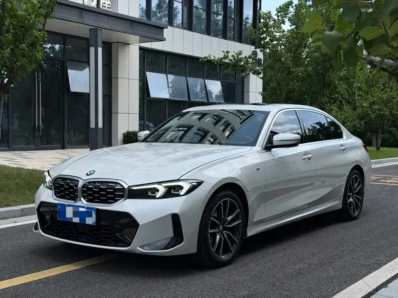 BMW 3 Series, 2025