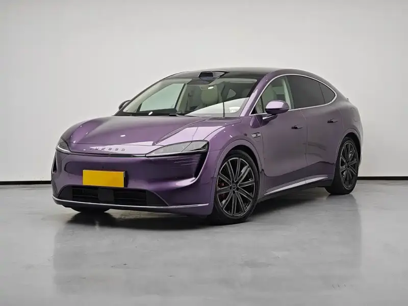 Luxeed Zhijie R7, 2025