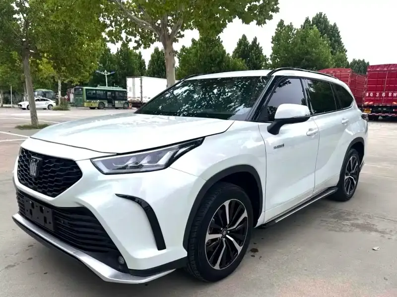 Toyota Crown Kluger, 2023