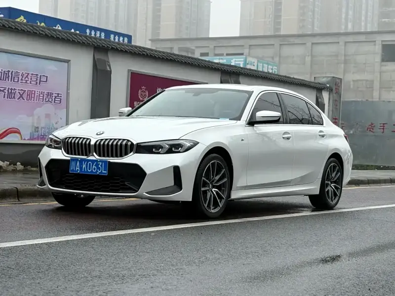 BMW 3 Series, 2023