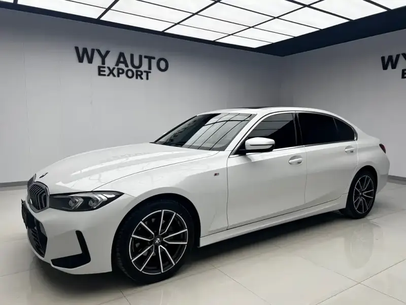 BMW 3 Series, 2023