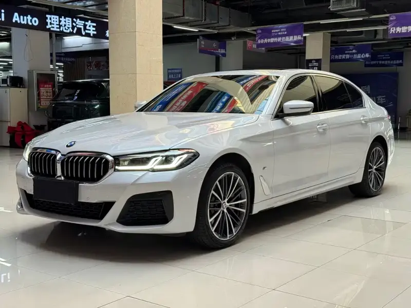 BMW 5 Series, 2023