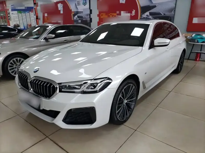 BMW 5 Series, 2023