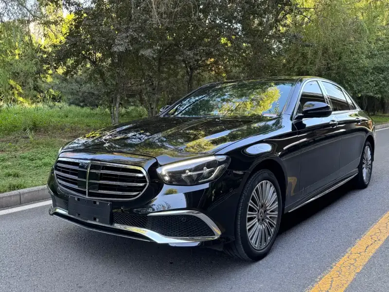 Mercedes-Benz E-Class, 2023