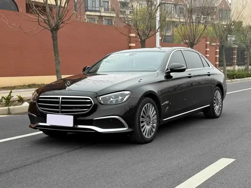 Mercedes-Benz E-Class, 2023