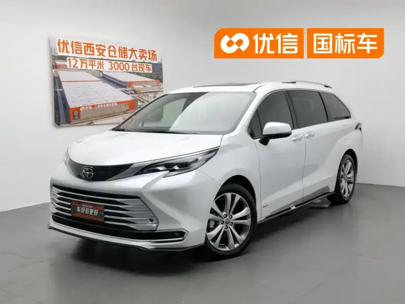 Toyota Sienna, 2024