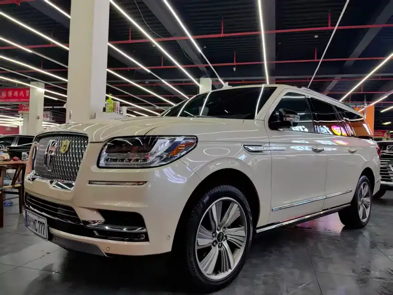 Lincoln Navigator, 2019 — фото 1