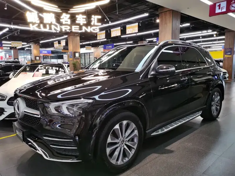 Mercedes-Benz GLE( ), 2024