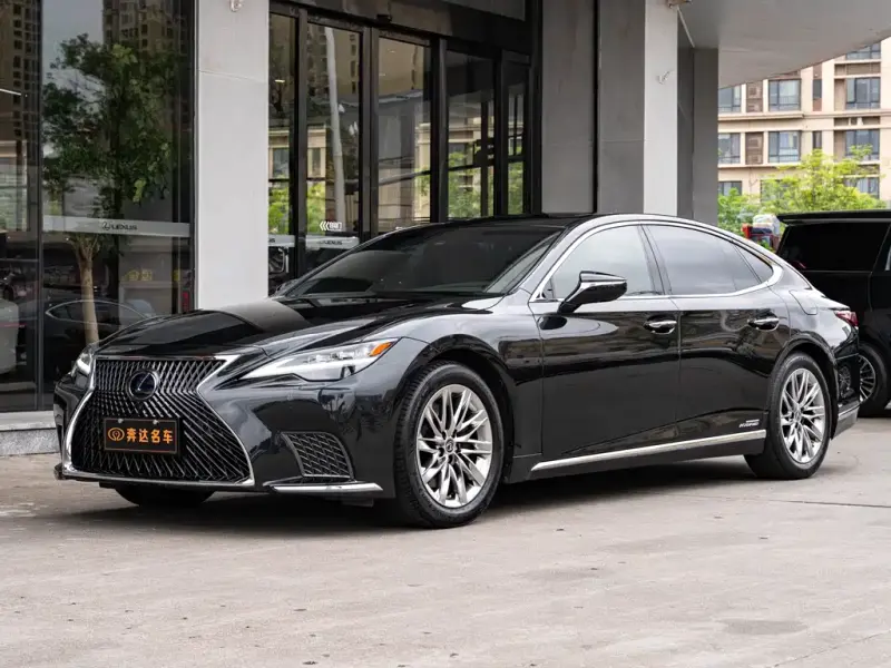 Lexus LS, 2021
