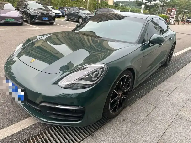 Porsche Panamera, 2023
