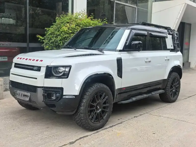 Land Rover Defender, 2023