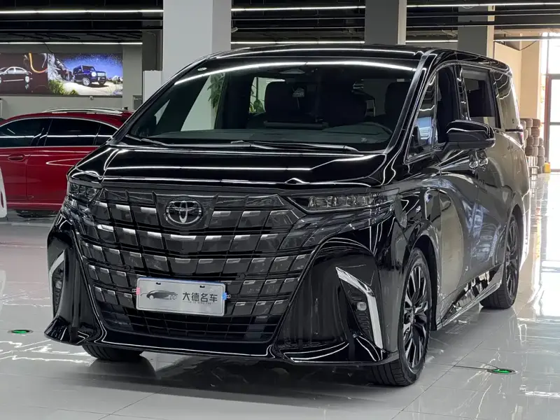 Toyota Alphard, 2024