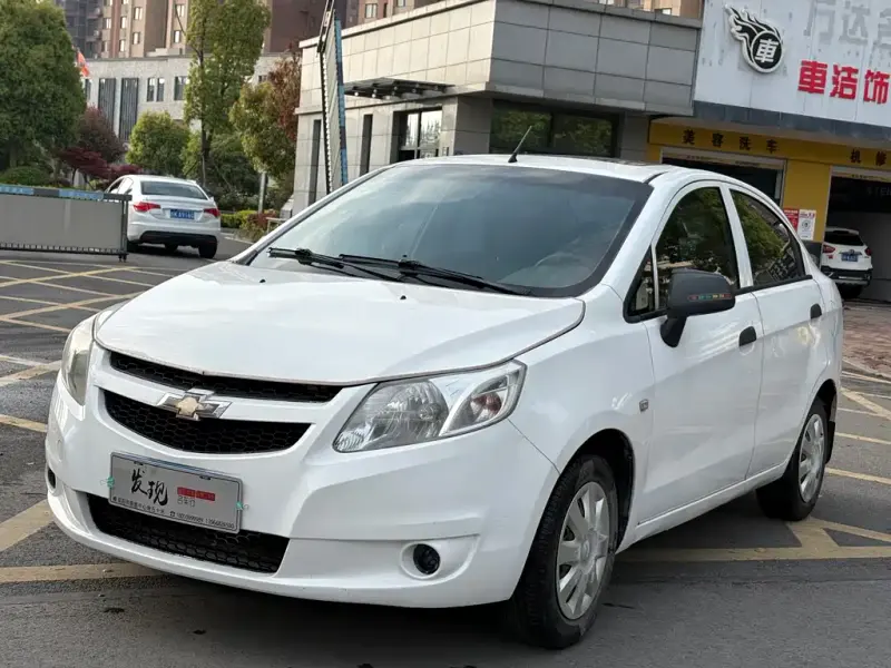 Chevrolet Sail, 2013 — фото 1