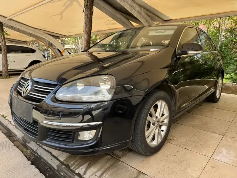 Volkswagen Sagitar, 2011