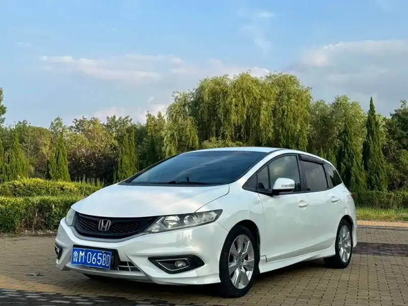 Honda Jade, 2013 — фото 1