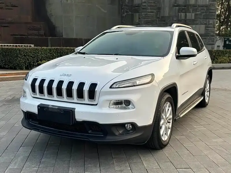 Jeep Cherokee (Import), 2015