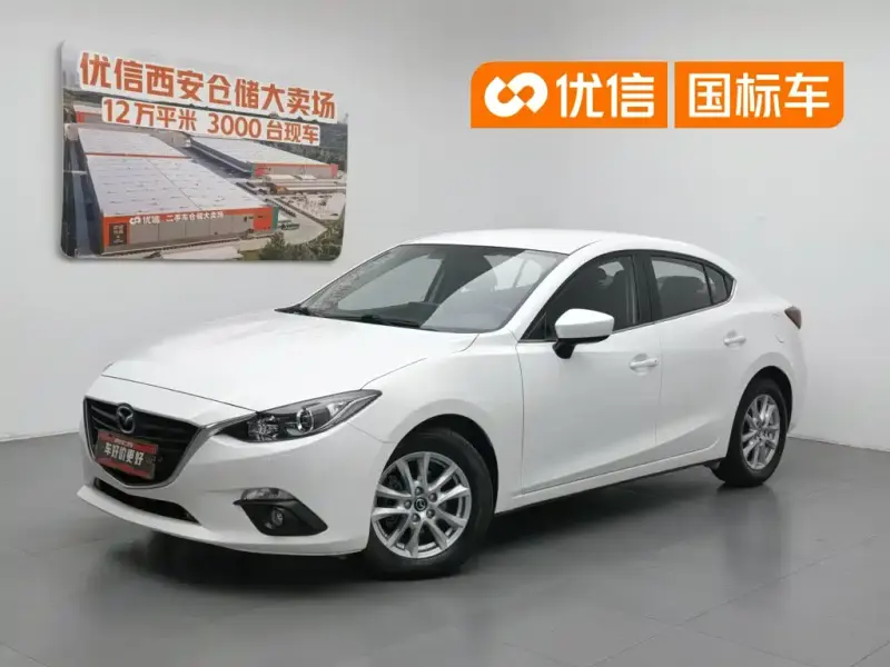 Mazda 3 Axela, 2016