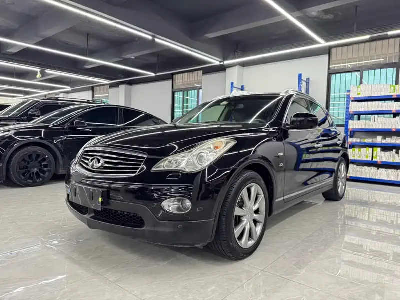 Infiniti QX50 (Import), 2015