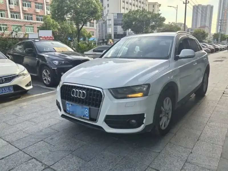 Audi Q3, 2015 — фото 1