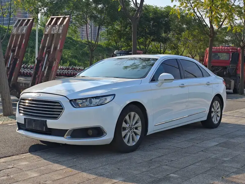 Ford Taurus, 2017