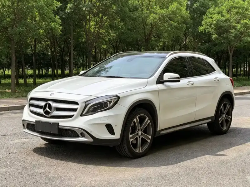 Mercedes-Benz GLA, 2016 — фото 1