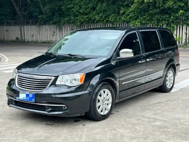 Chrysler Grand Voyager (Import), 2014