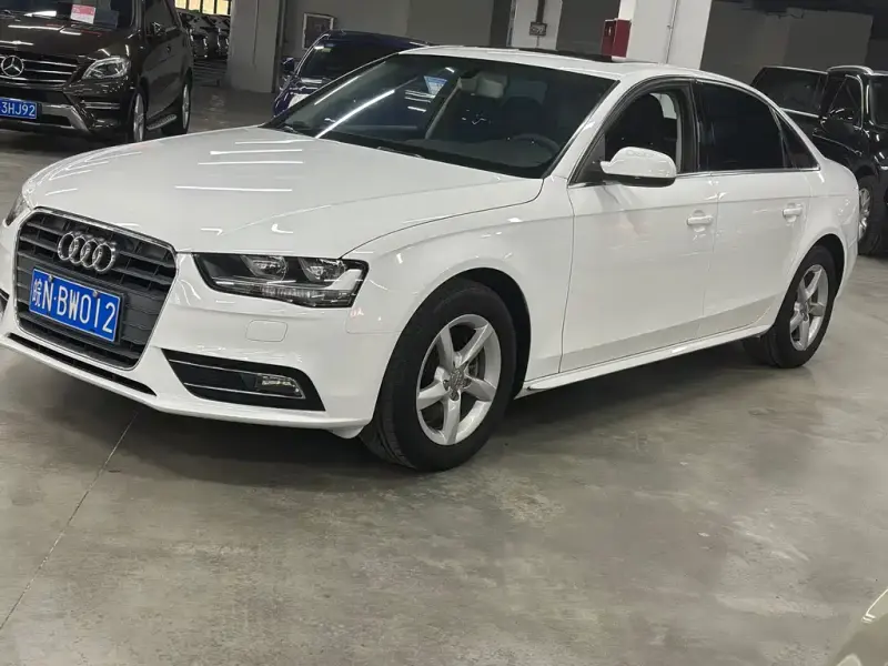 Audi A4L, 2014 — фото 1