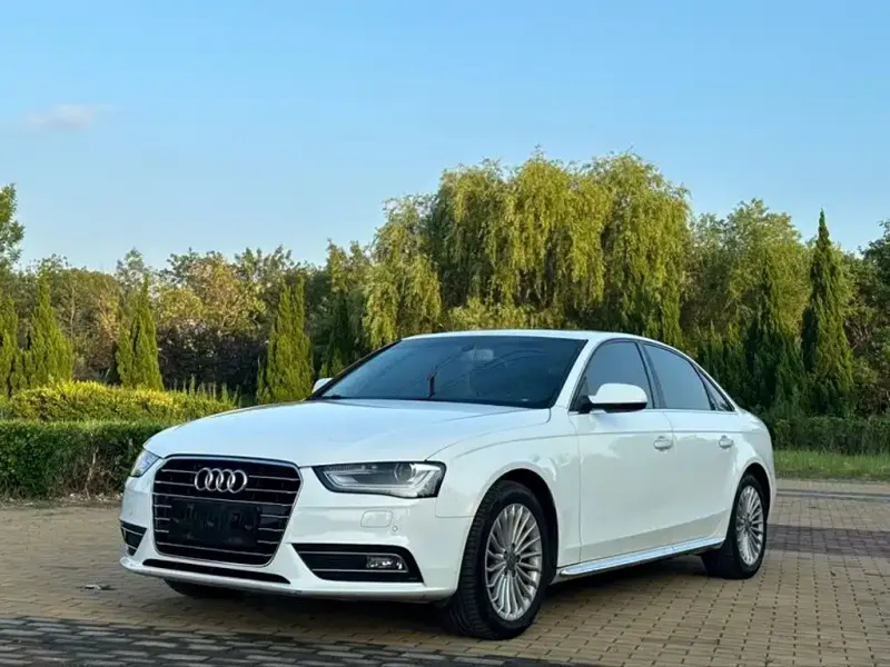 Audi A4L, 2016 — фото 1