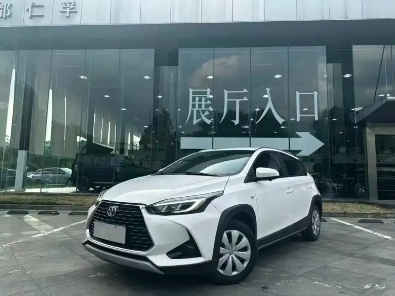 Toyota Yaris L, 2021 — фото 1