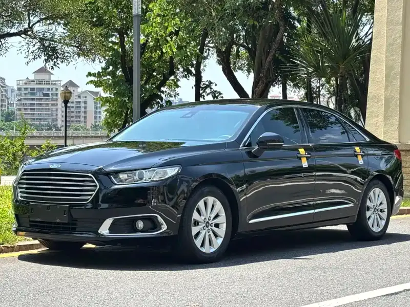Ford Taurus, 2018