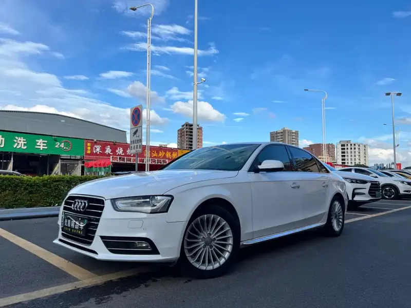 Audi A4L, 2016 — фото 1