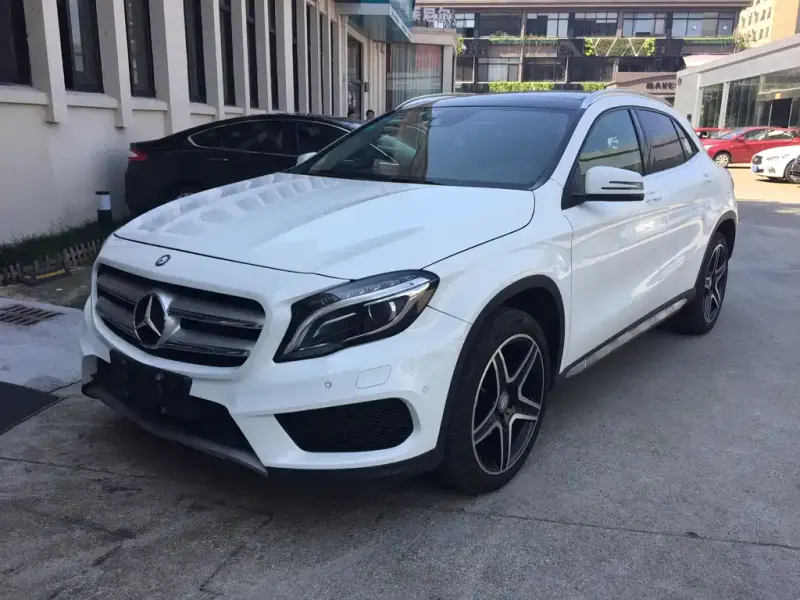 Mercedes-Benz GLA, 2015 — фото 1