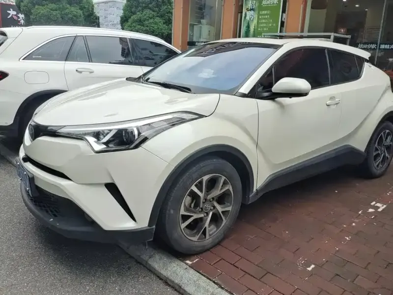 Toyota C-HR, 2019