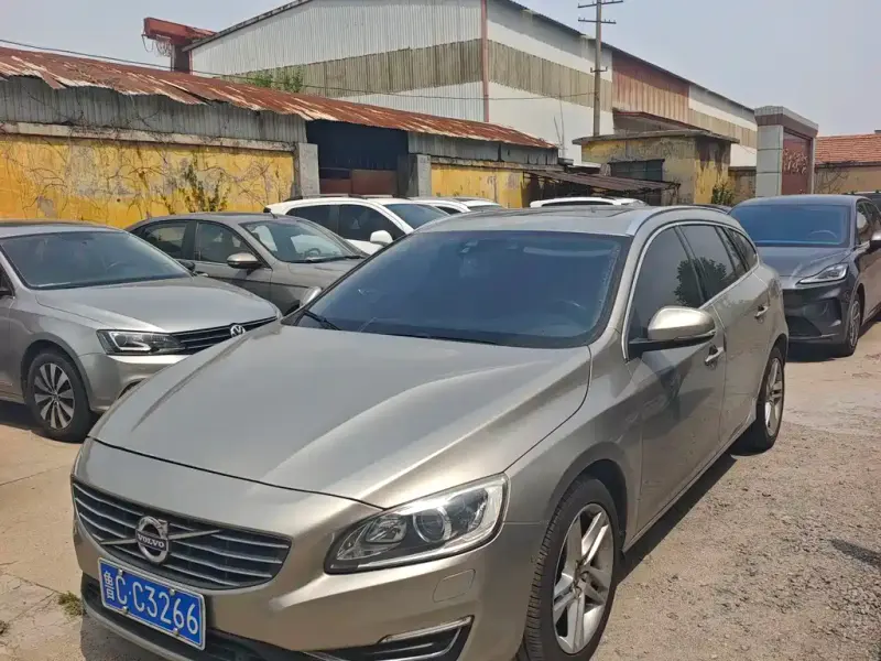 Volvo V60, 2016