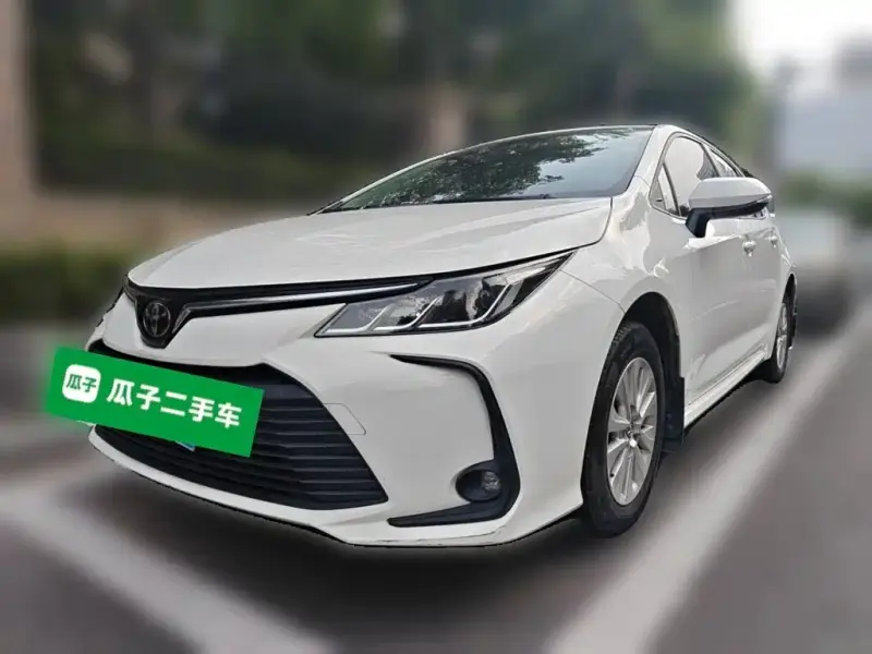 Toyota Corolla, 2020 — фото 1