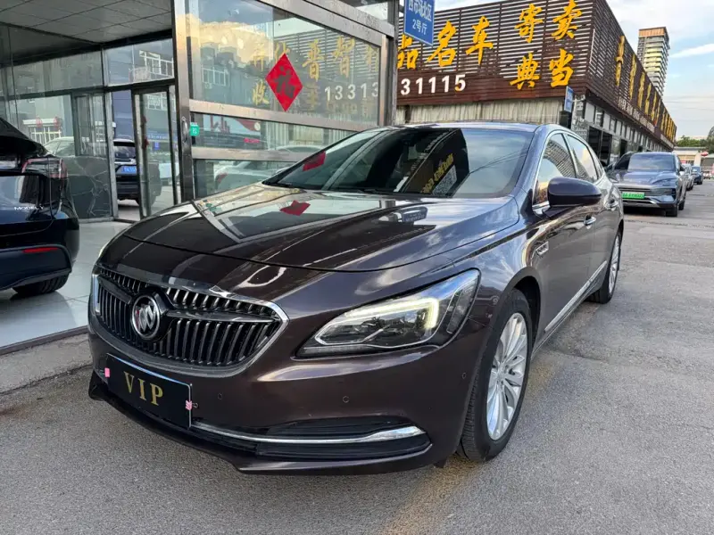 Buick LaCrosse, 2018 — фото 1