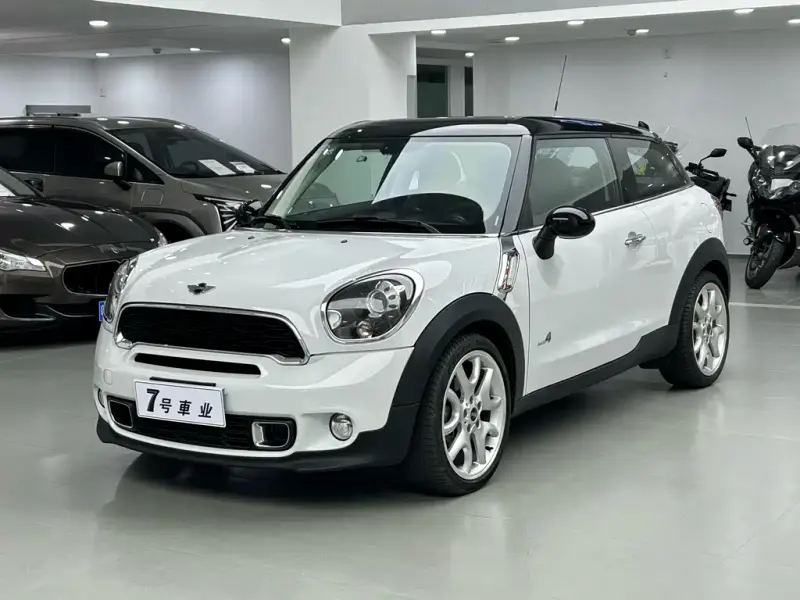 MINI Paceman, 2016