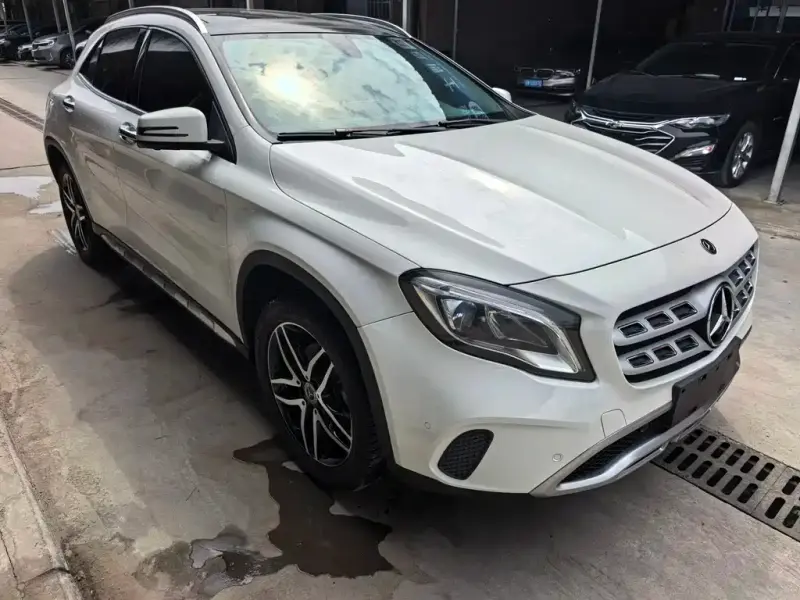 Mercedes-Benz GLA, 2018 — фото 1