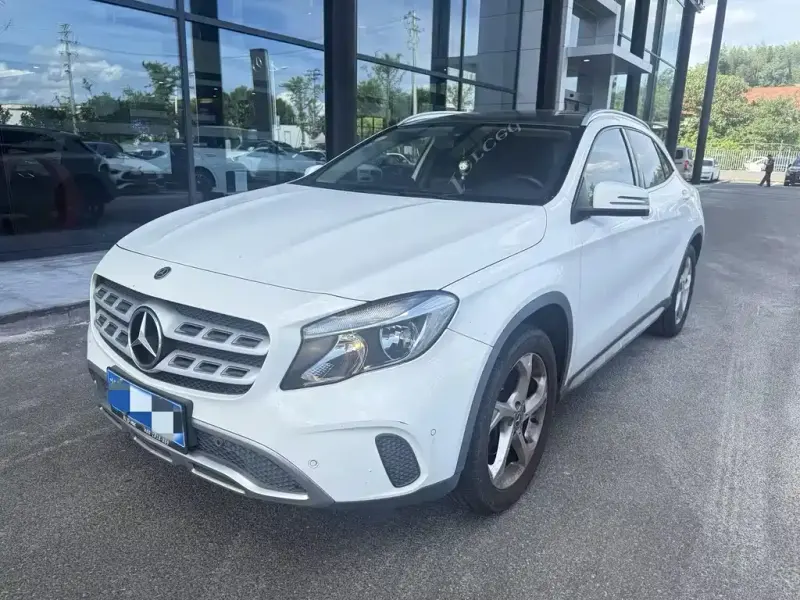 Mercedes-Benz GLA, 2018 — фото 1