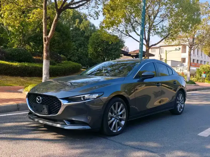 Mazda 3 Axela, 2022