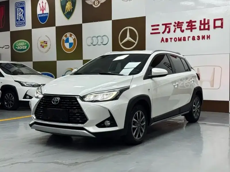 Toyota Yaris L, 2022