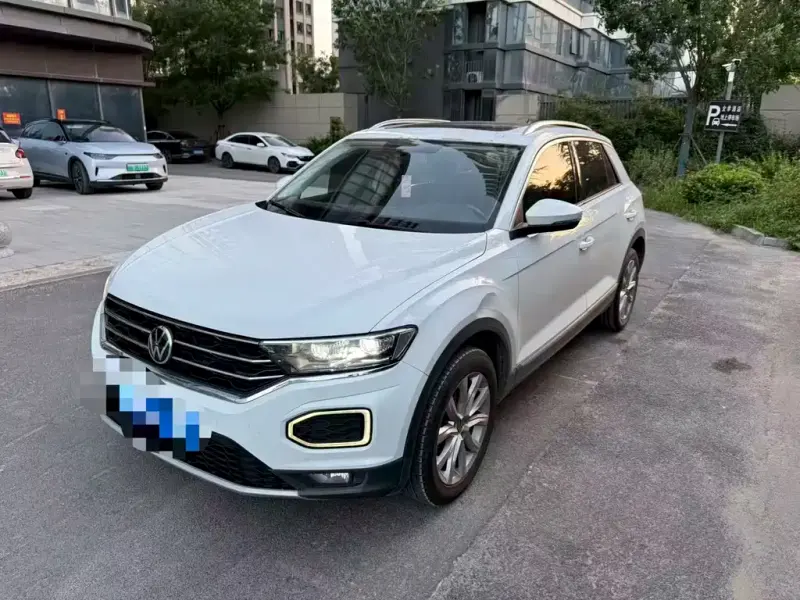 Volkswagen T-Roc, 2023