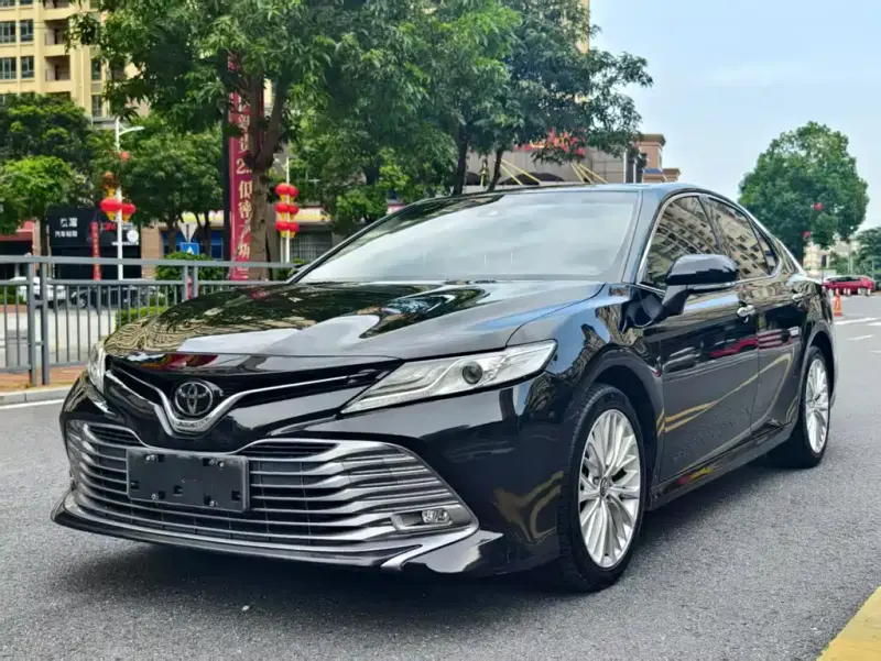 Toyota Camry, 2019