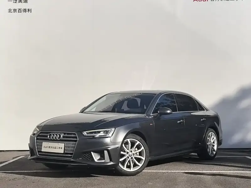 Audi A4L, 2019 — фото 1
