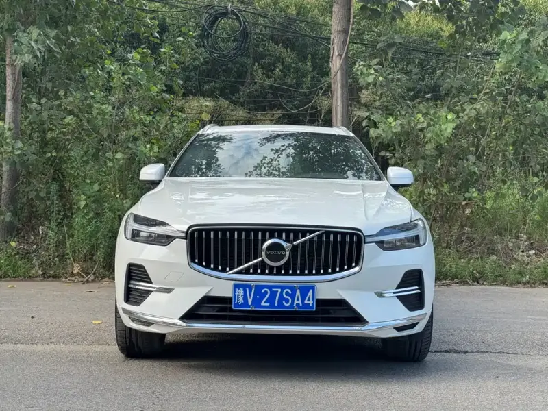 Volvo XC60, 2021 — фото 1