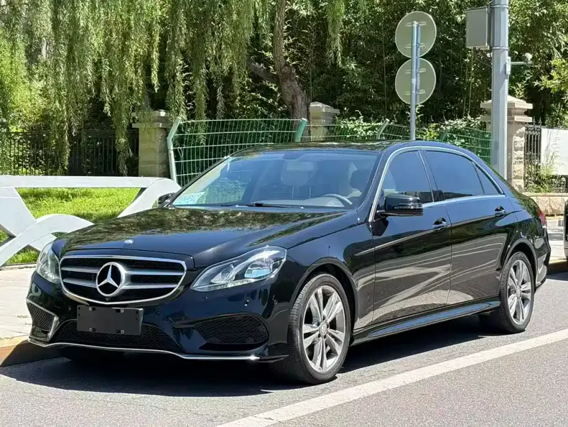 Mercedes-Benz E-Class, 2015