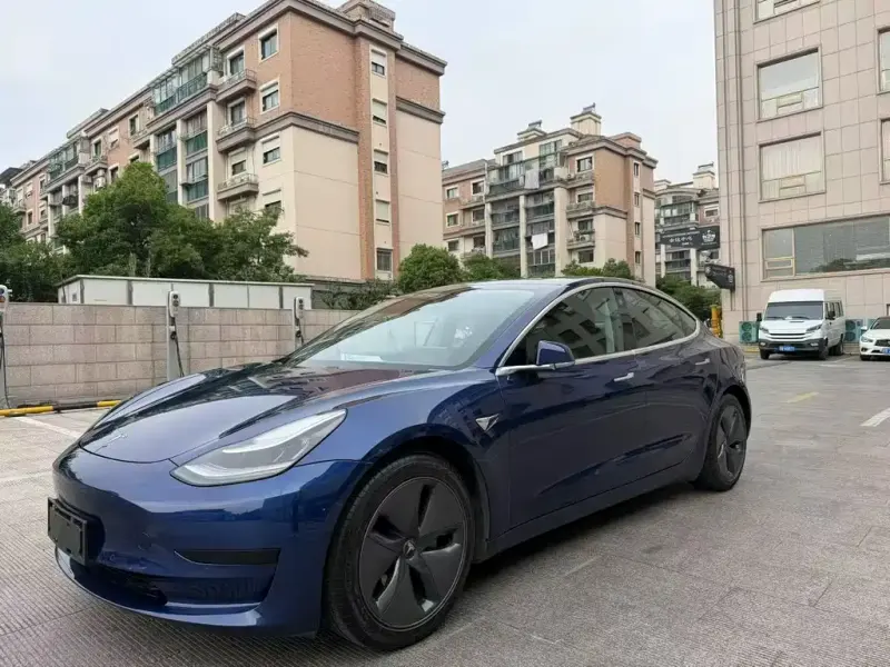 Tesla Model 3, 2020