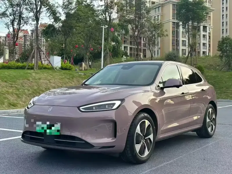 AITO M5, 2022