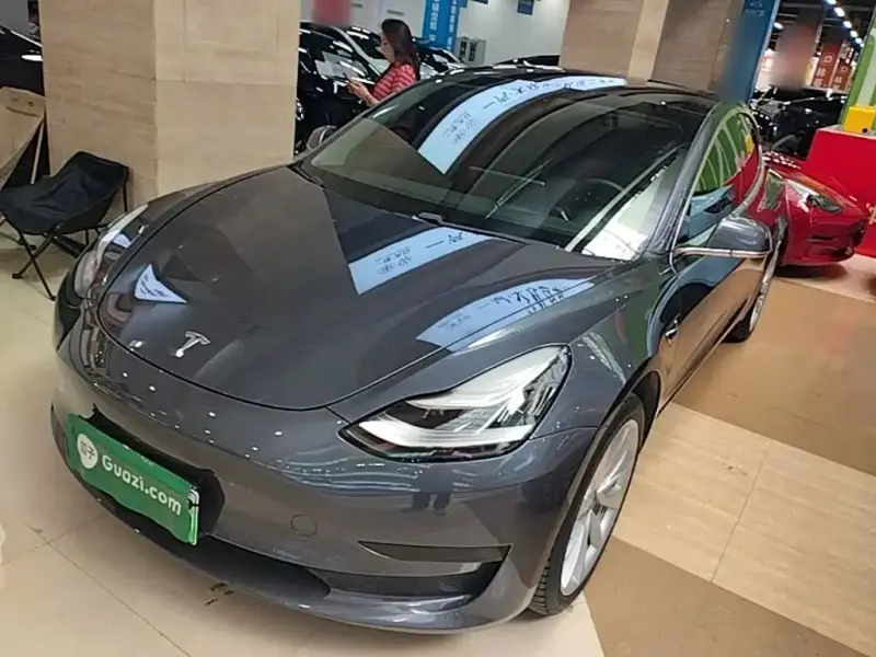 Tesla Model 3, 2020